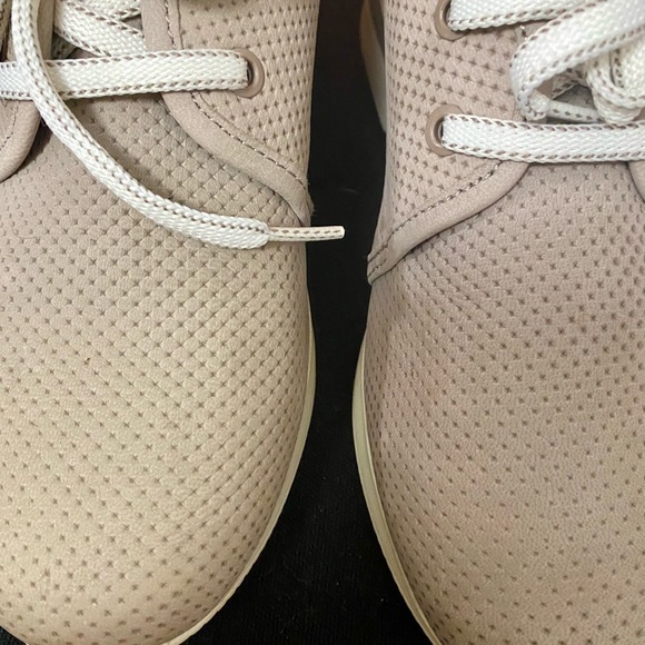 Size 7.5. Color is mushroom synthetic. Naturalized brand are known for comfy. - Picture 2 of 6